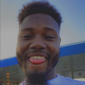 Meet your Posher, Dewayne